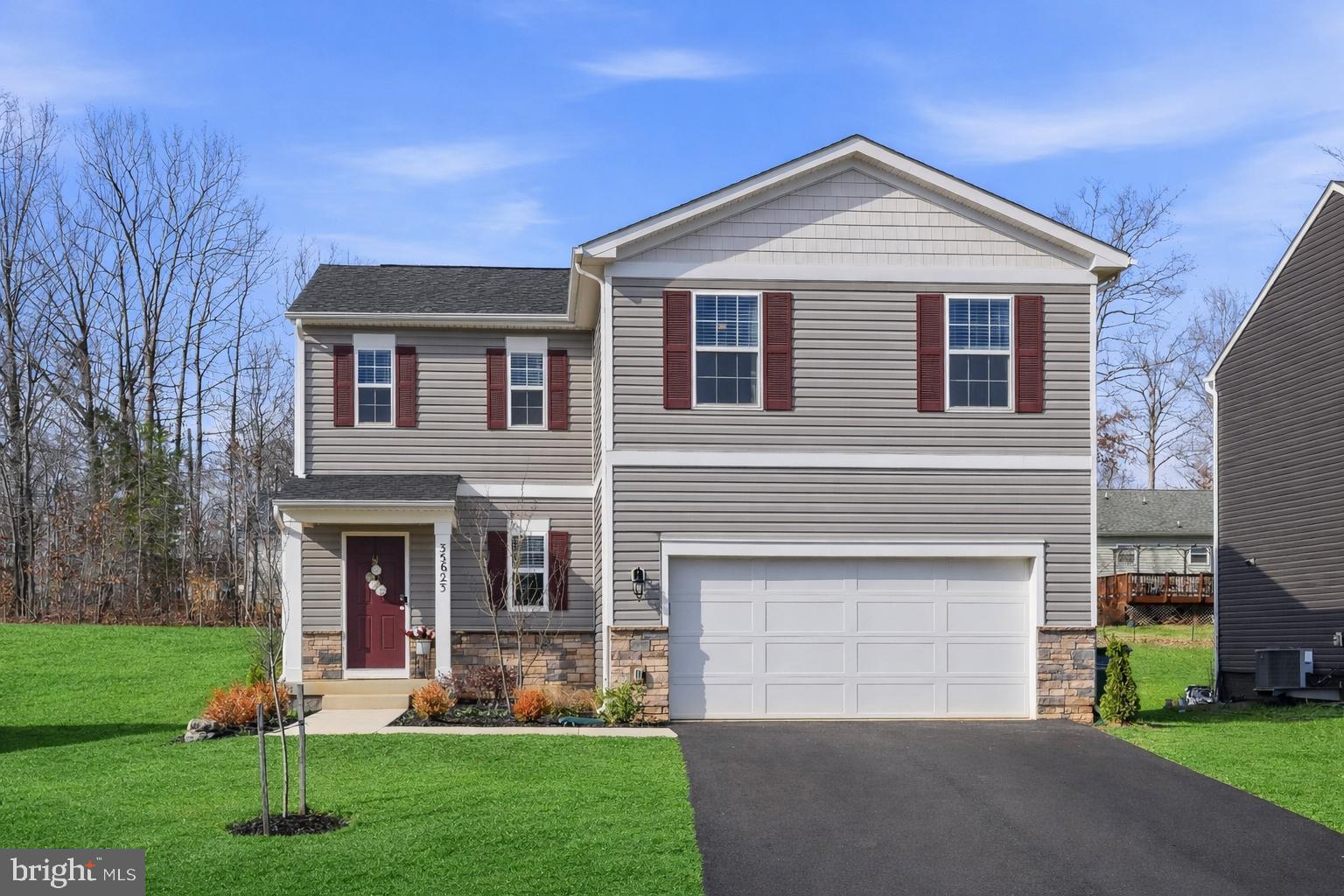 35623 PINE NEEDLE LANE