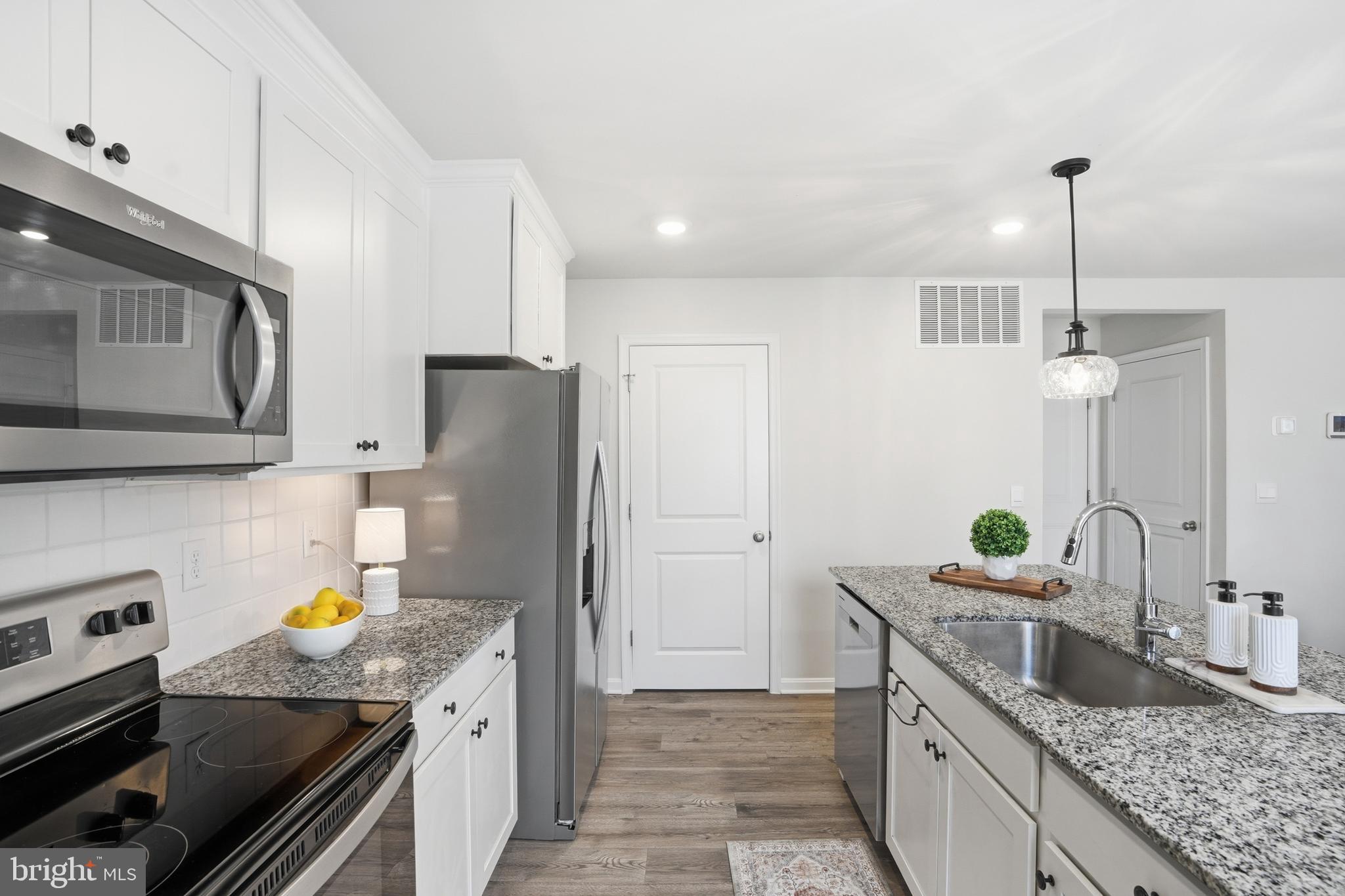 35623 PINE NEEDLE LANE