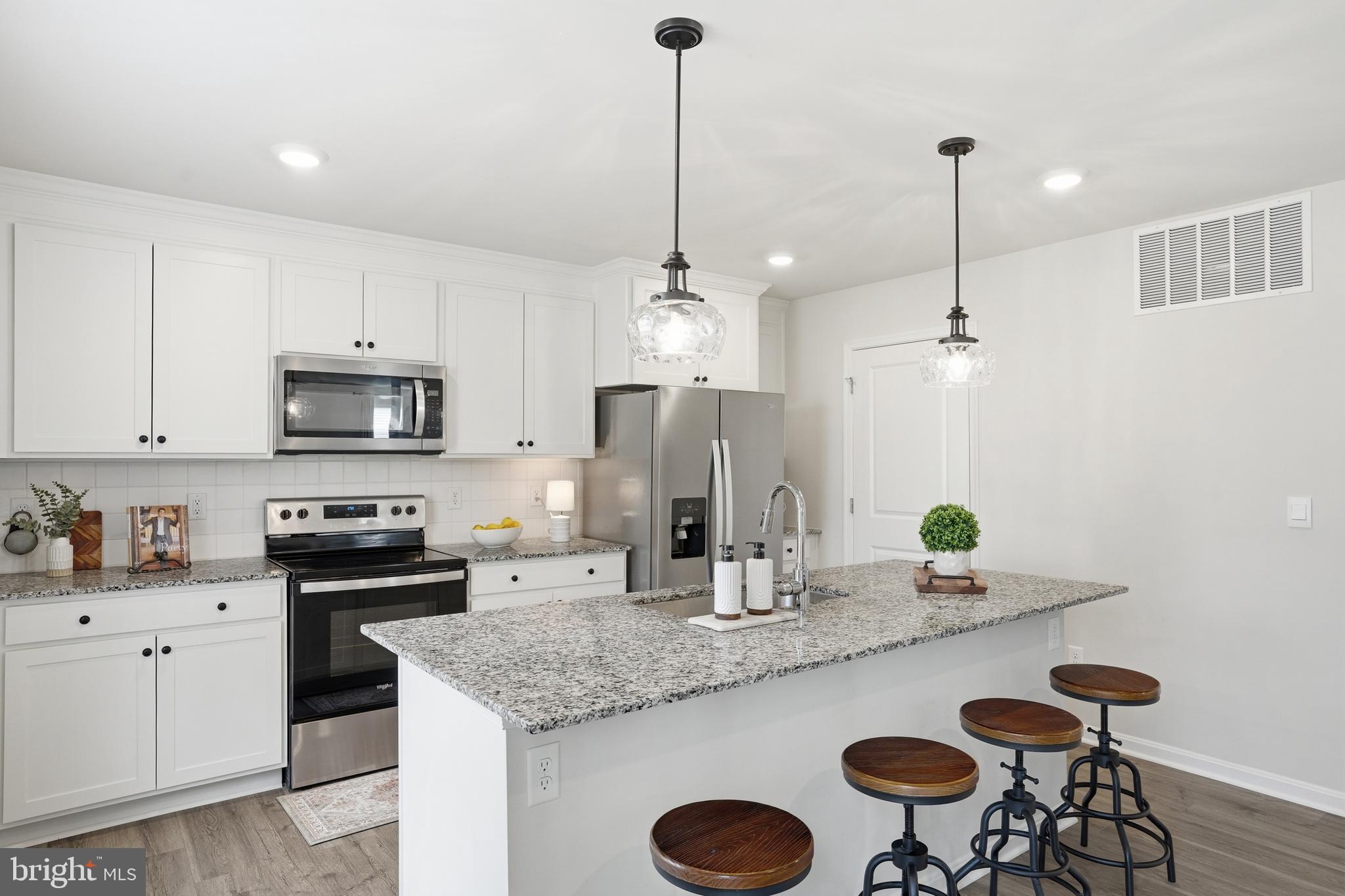 35623 PINE NEEDLE LANE