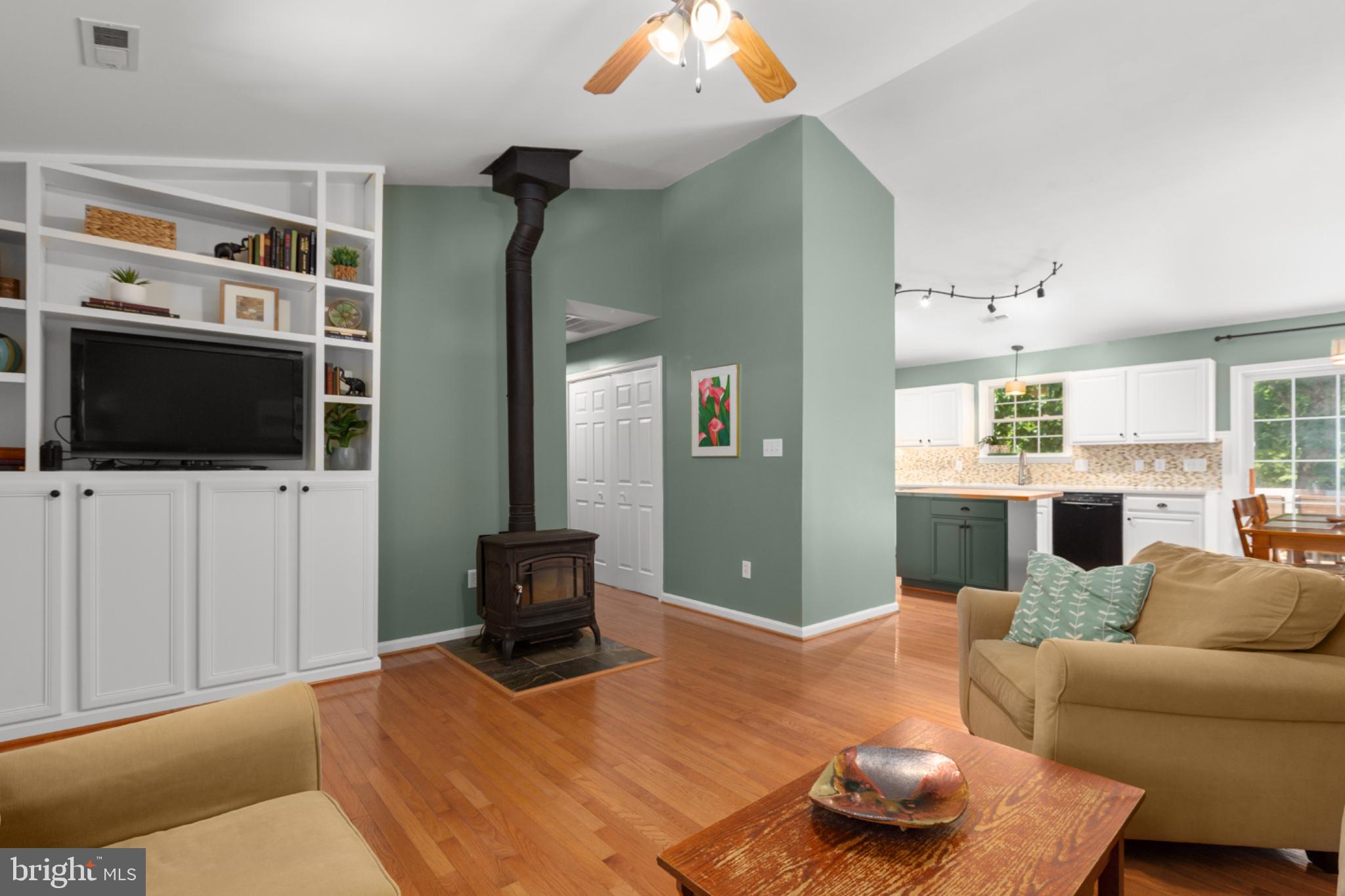 27592 OLD OFFICE ROAD