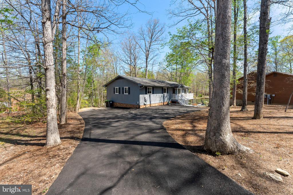 103 HILLSIDE DRIVE
