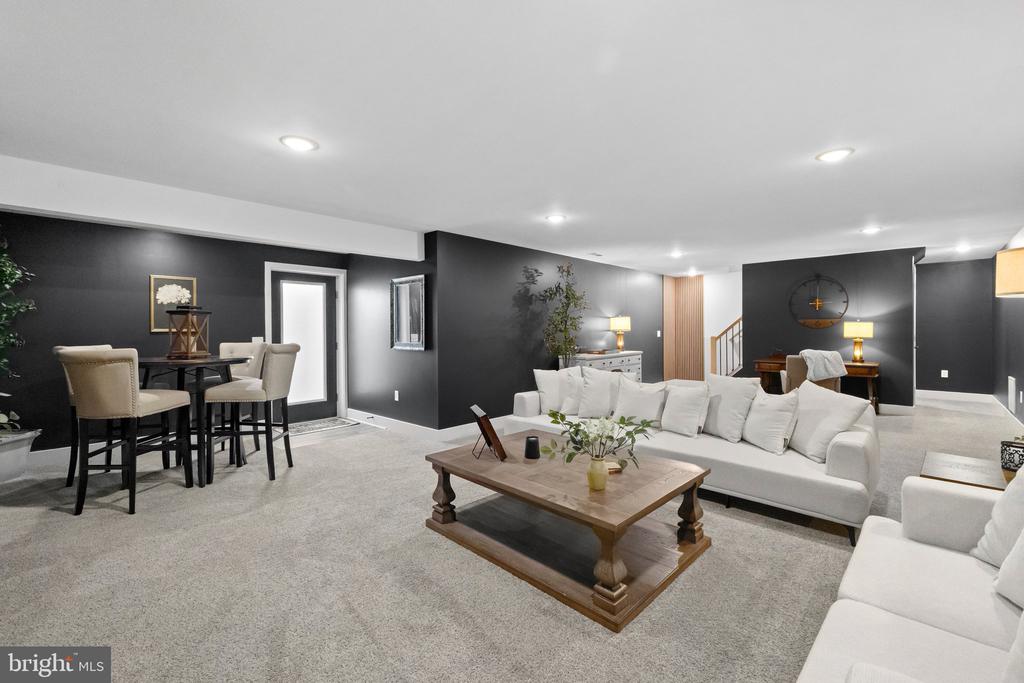 3283 FLAT RUN ROAD