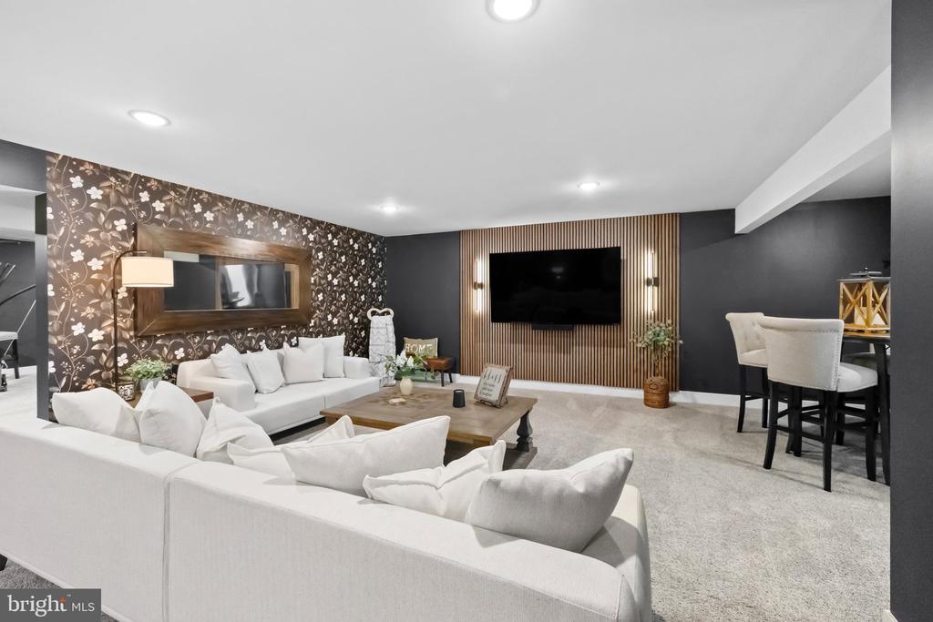 3283 FLAT RUN ROAD