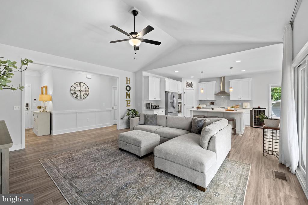 3283 FLAT RUN ROAD