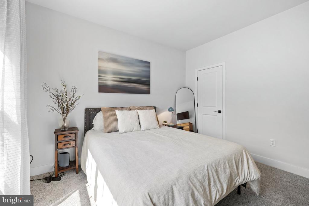 3283 FLAT RUN ROAD