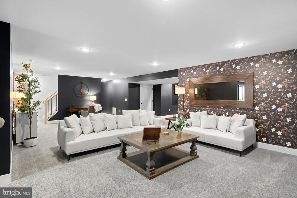 3283 FLAT RUN ROAD