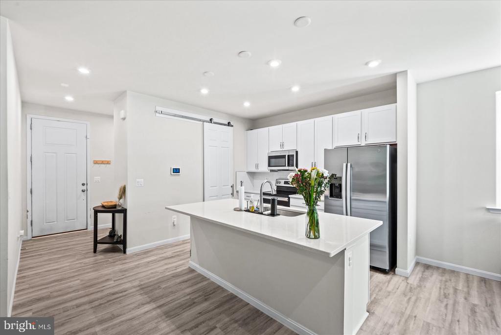 2848 WHITE TAIL DRIVE