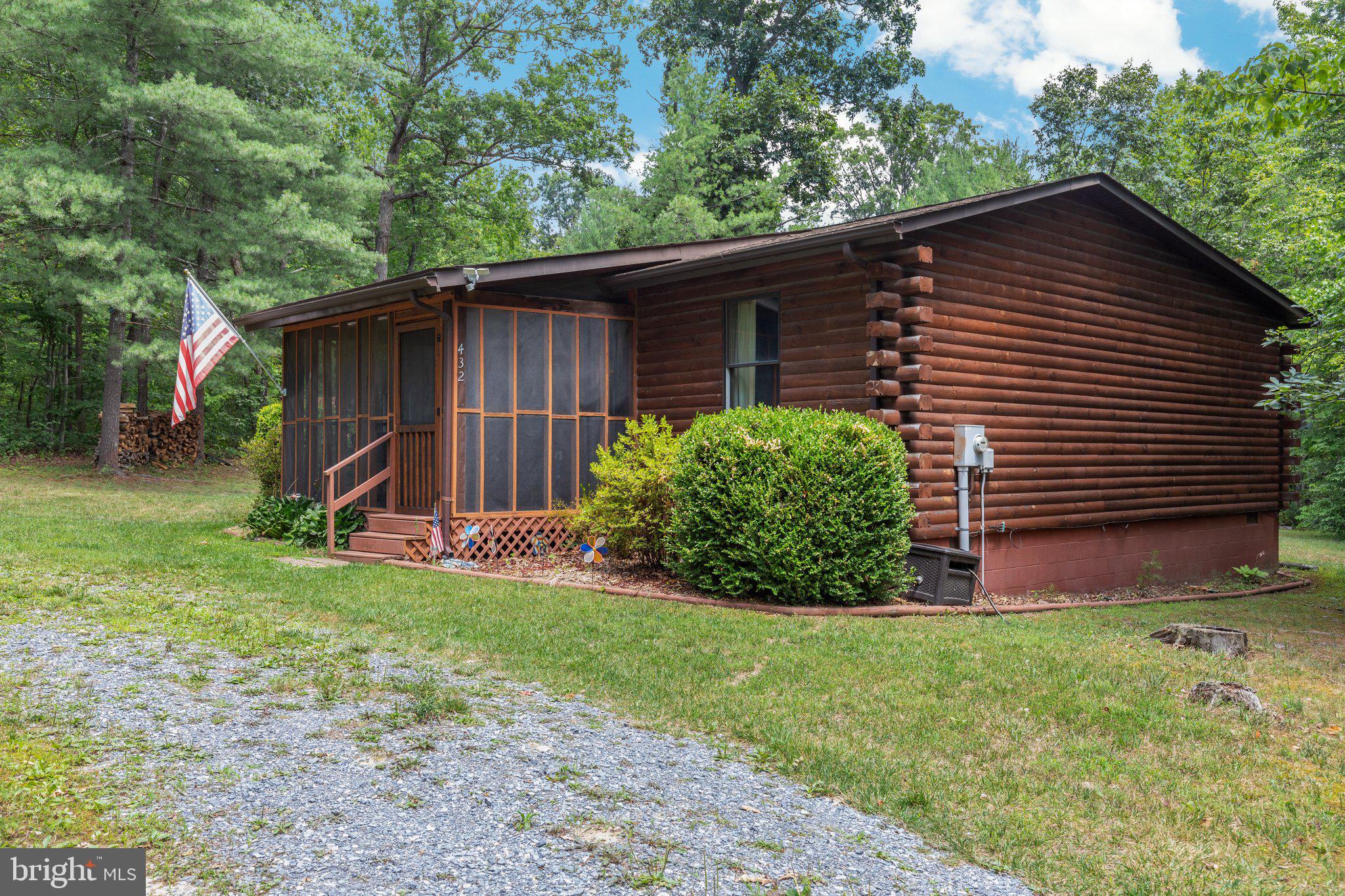 432 CARDINAL DRIVE