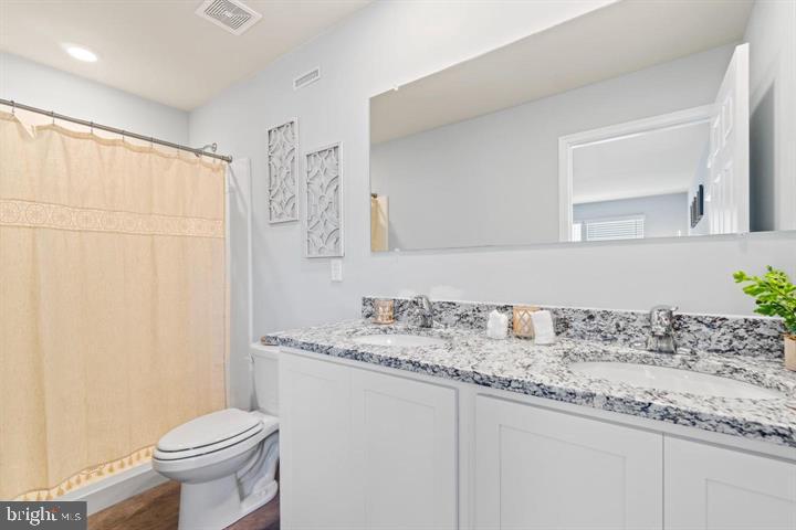 218 BAKER DR
