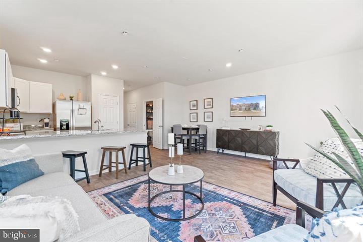 218 BAKER DR