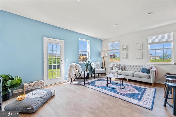 218 BAKER DR