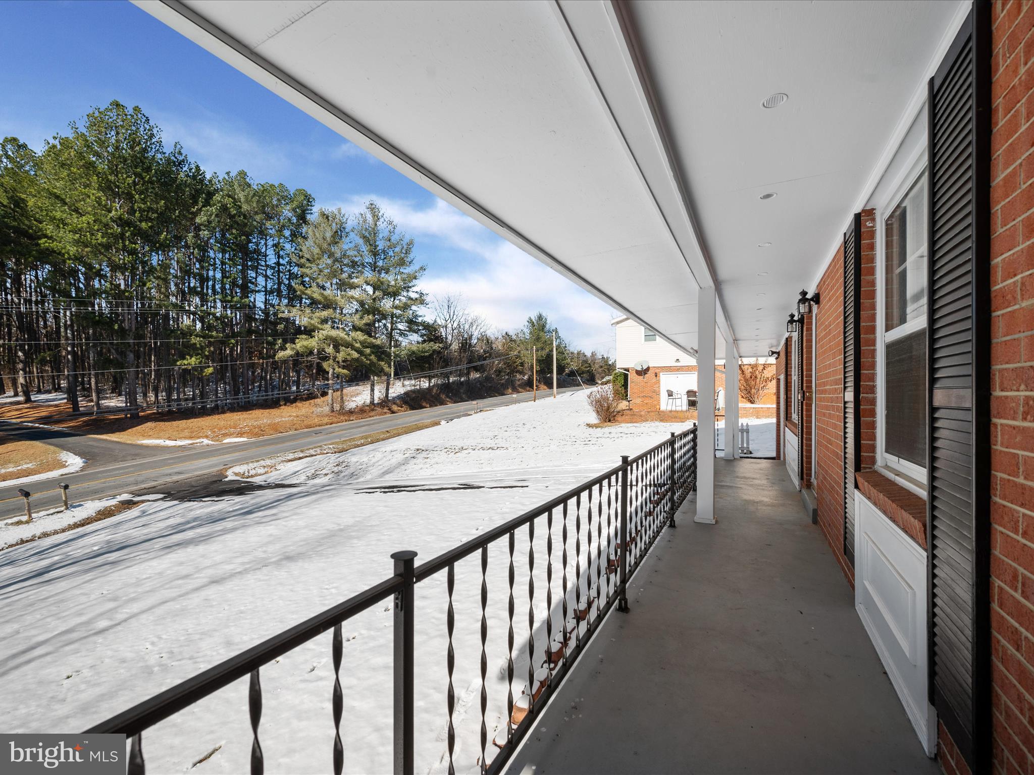 21 Wallace Ave