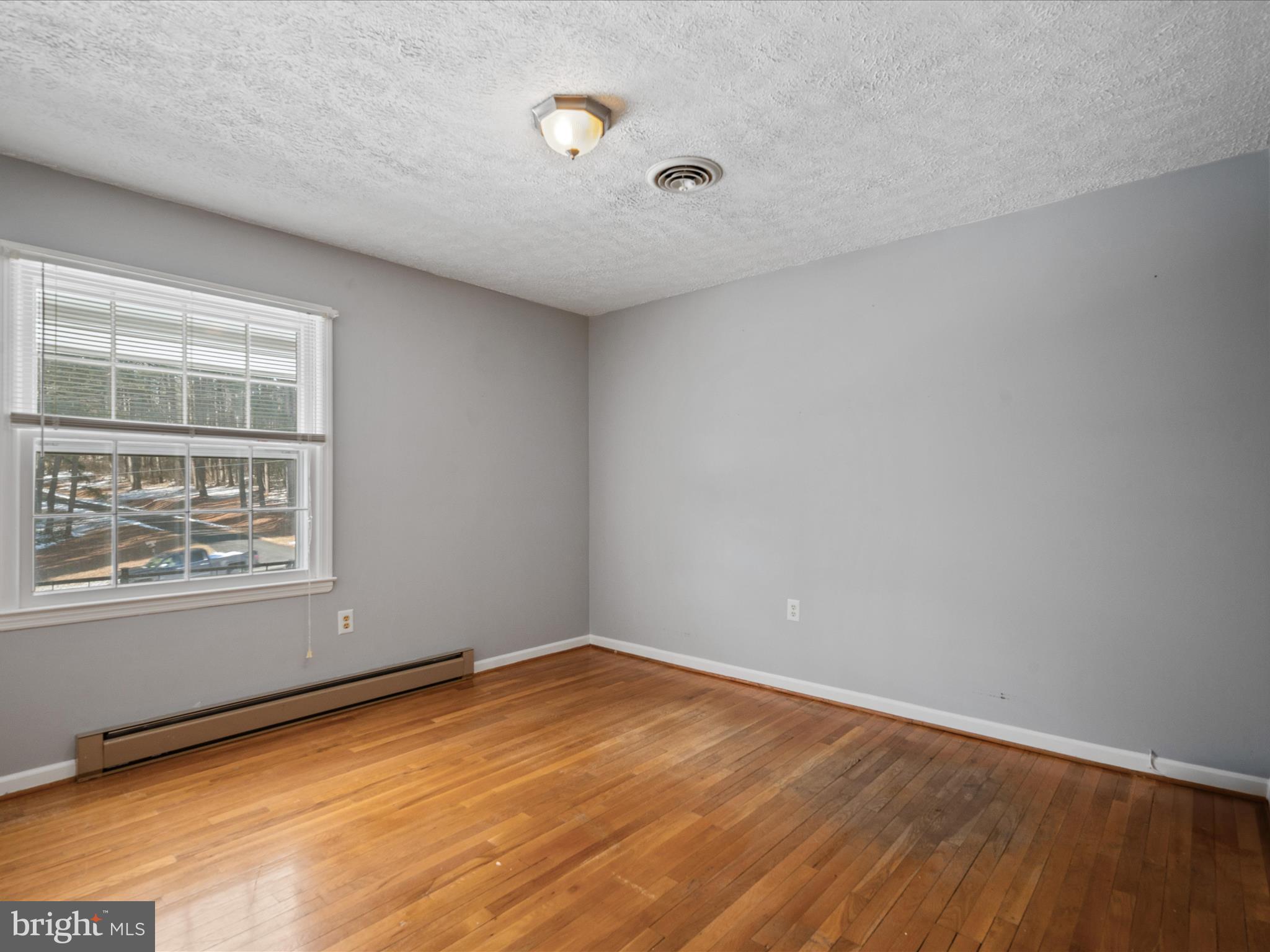 21 Wallace Ave