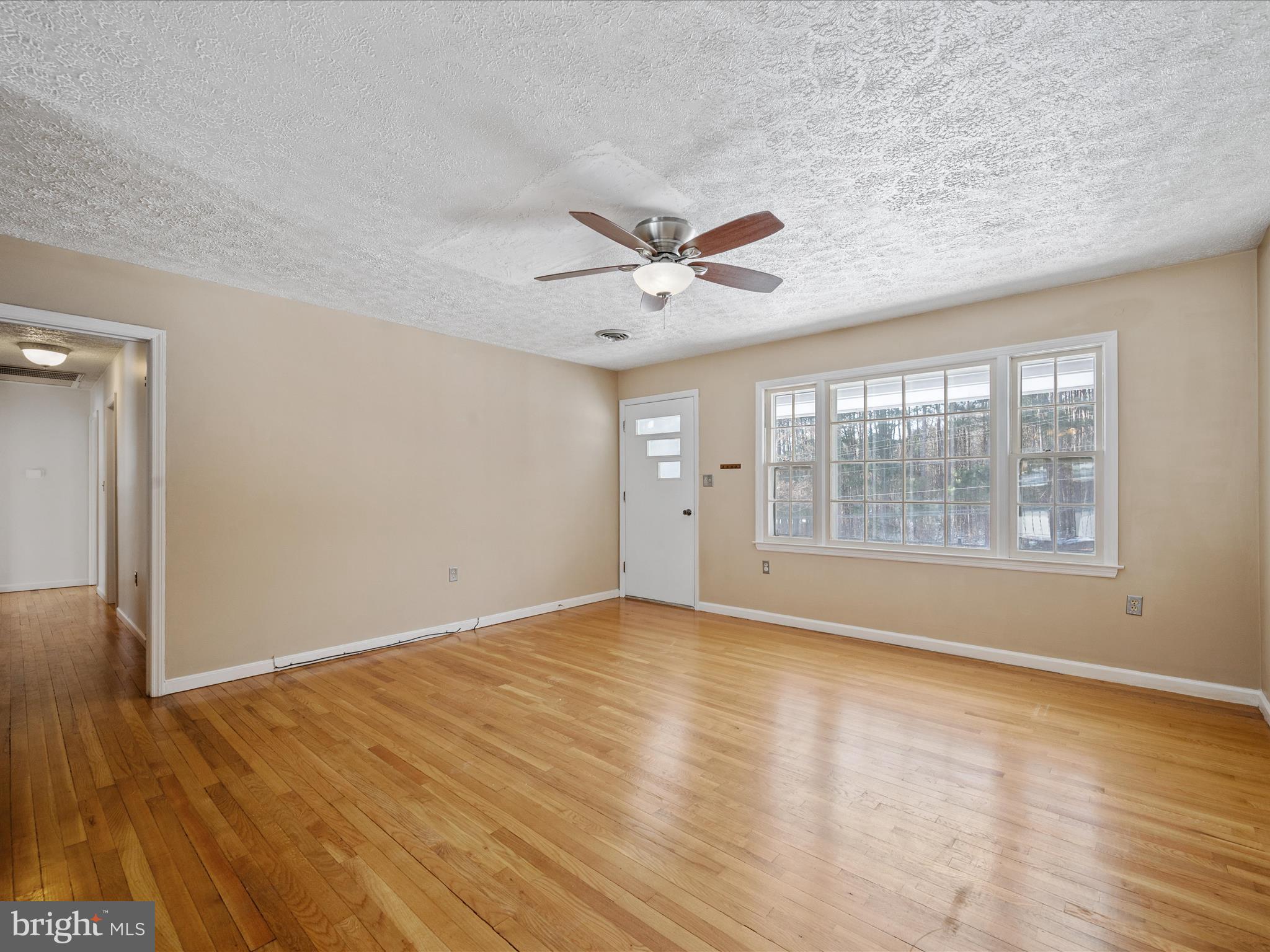 21 Wallace Ave