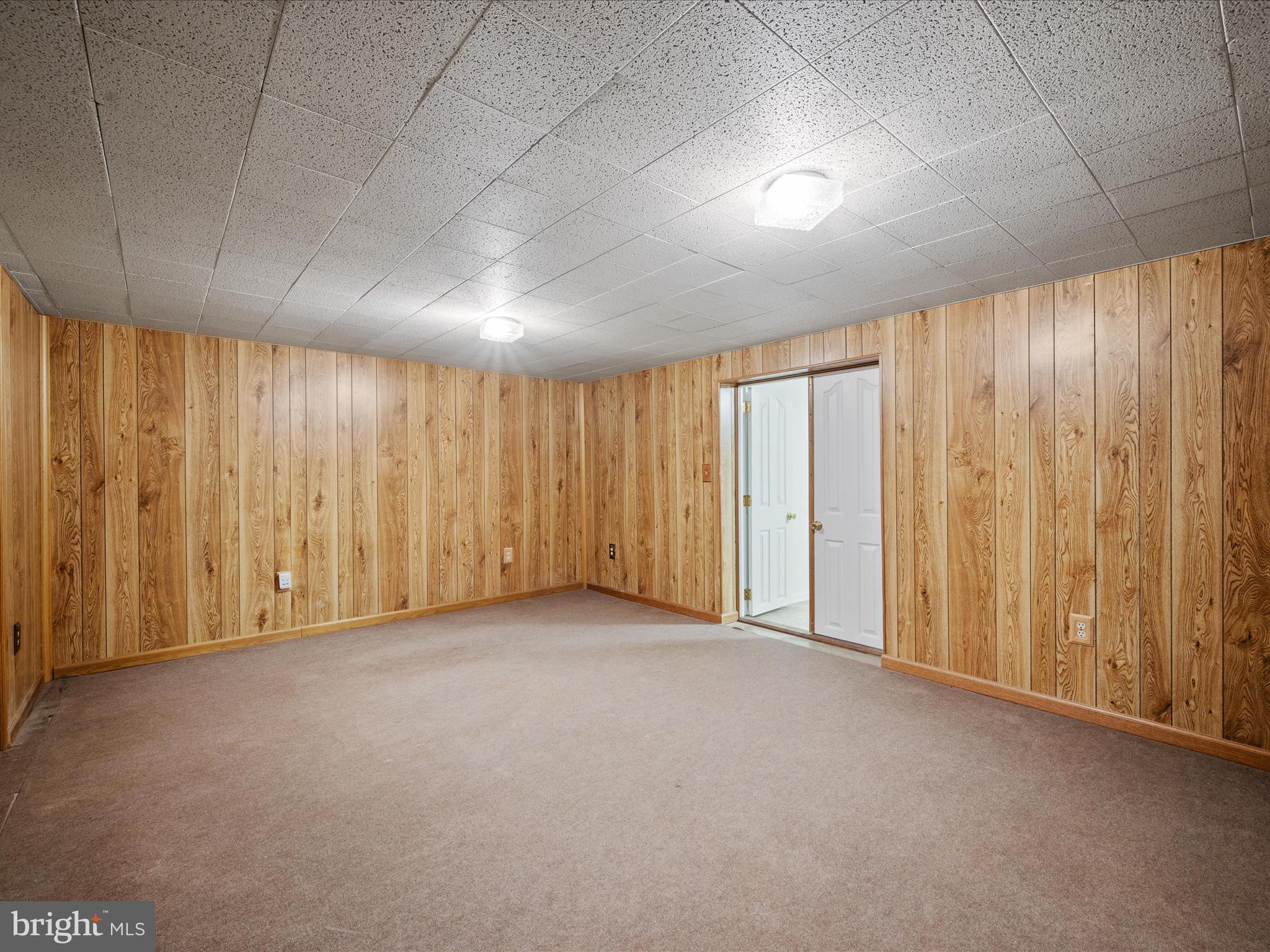 21 Wallace Ave