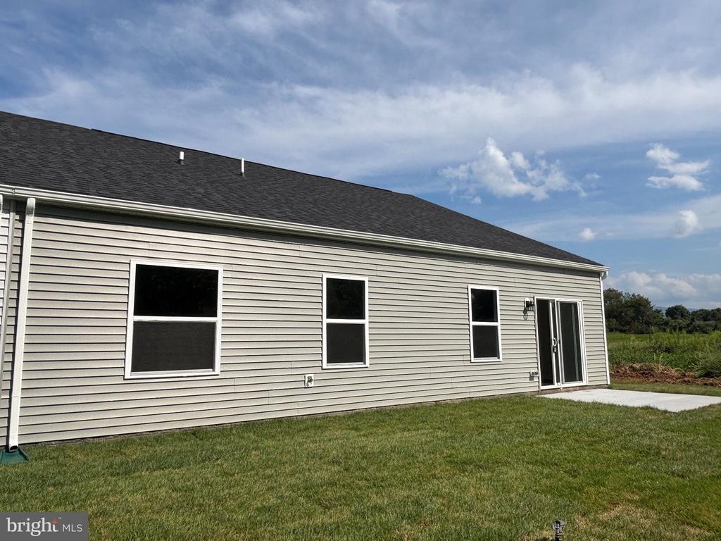 372 BAKER DRIVE
