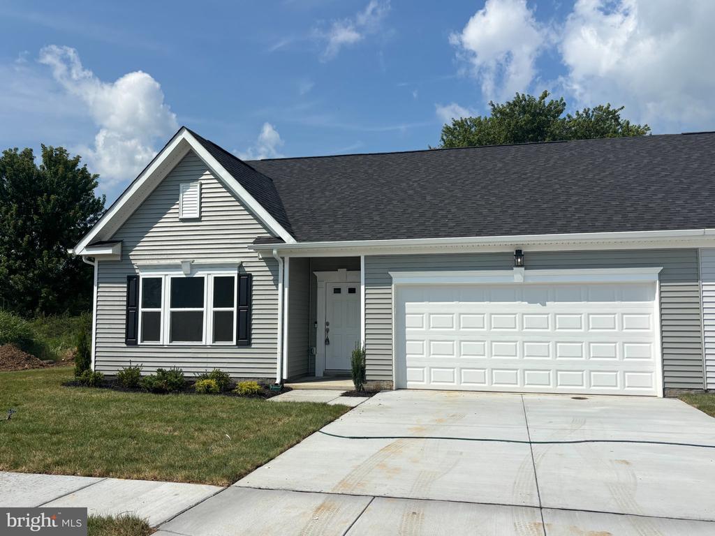 372 BAKER DRIVE