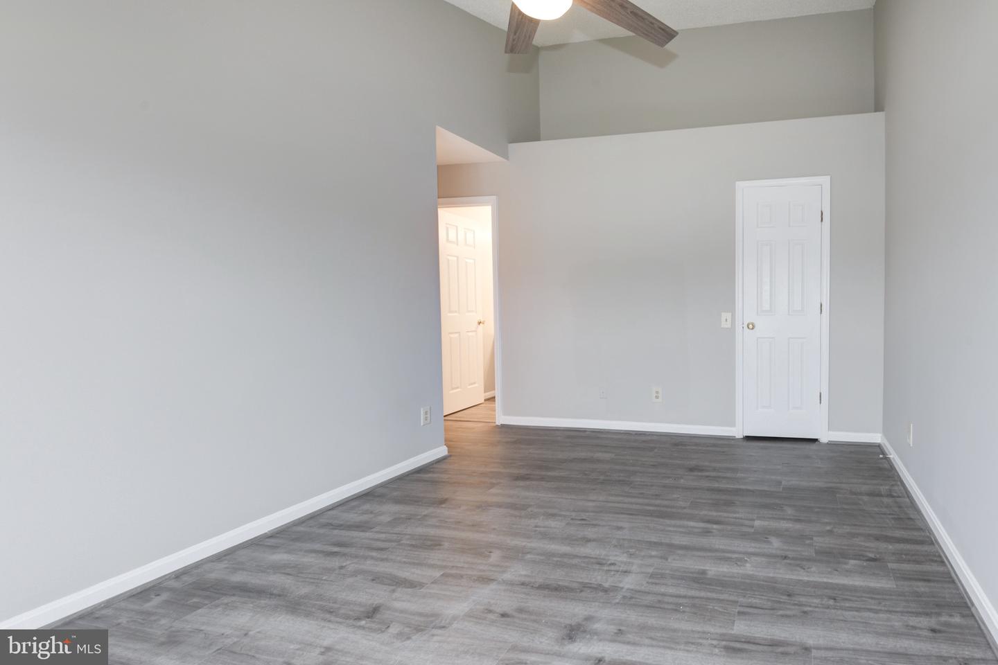 11205 RIENZI PLACE Unit: 202