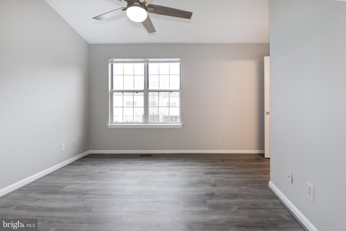 11205 RIENZI PLACE Unit: 202