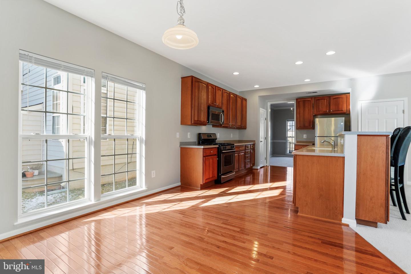 17049 LOFTRIDGE LANE