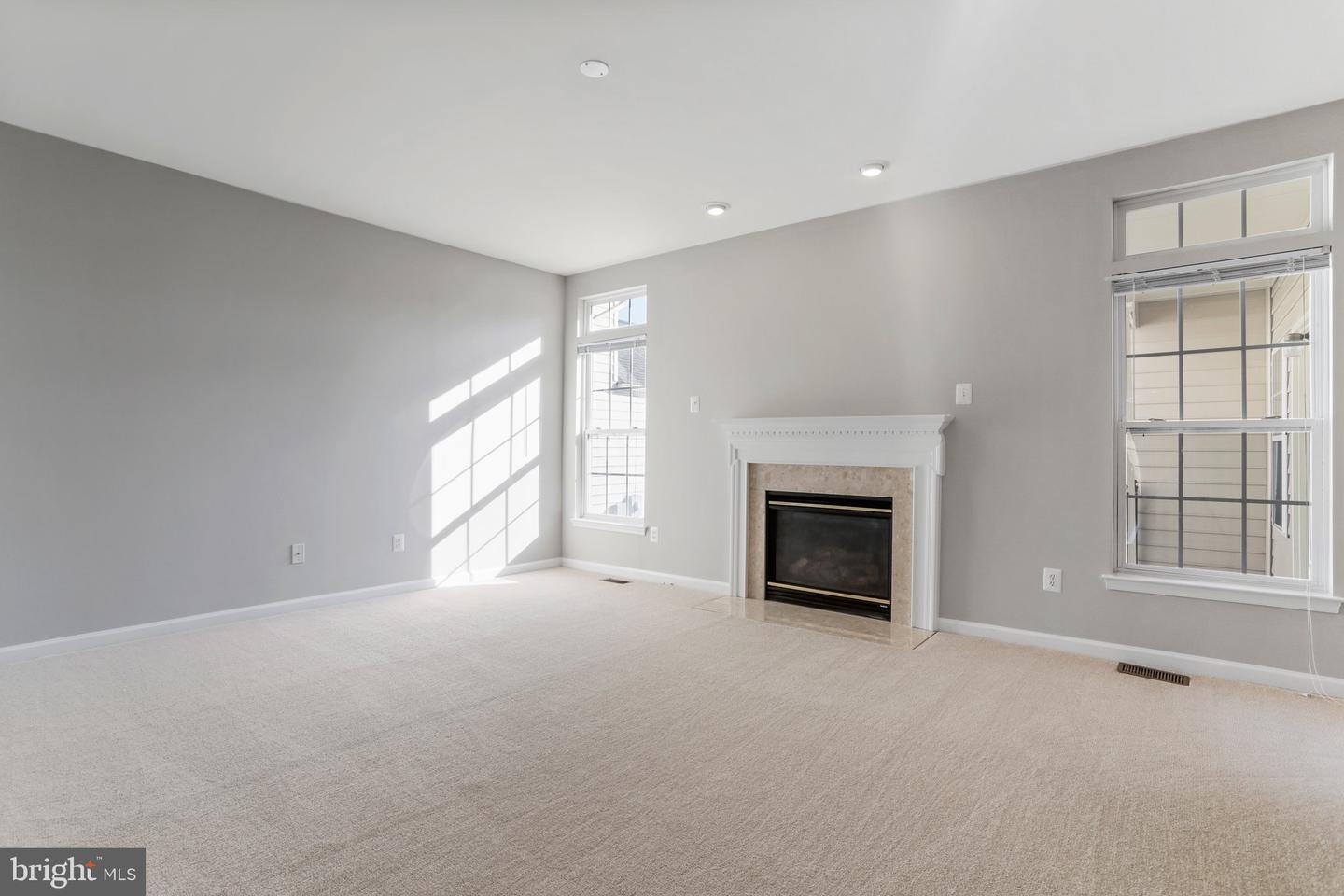 17049 LOFTRIDGE LANE