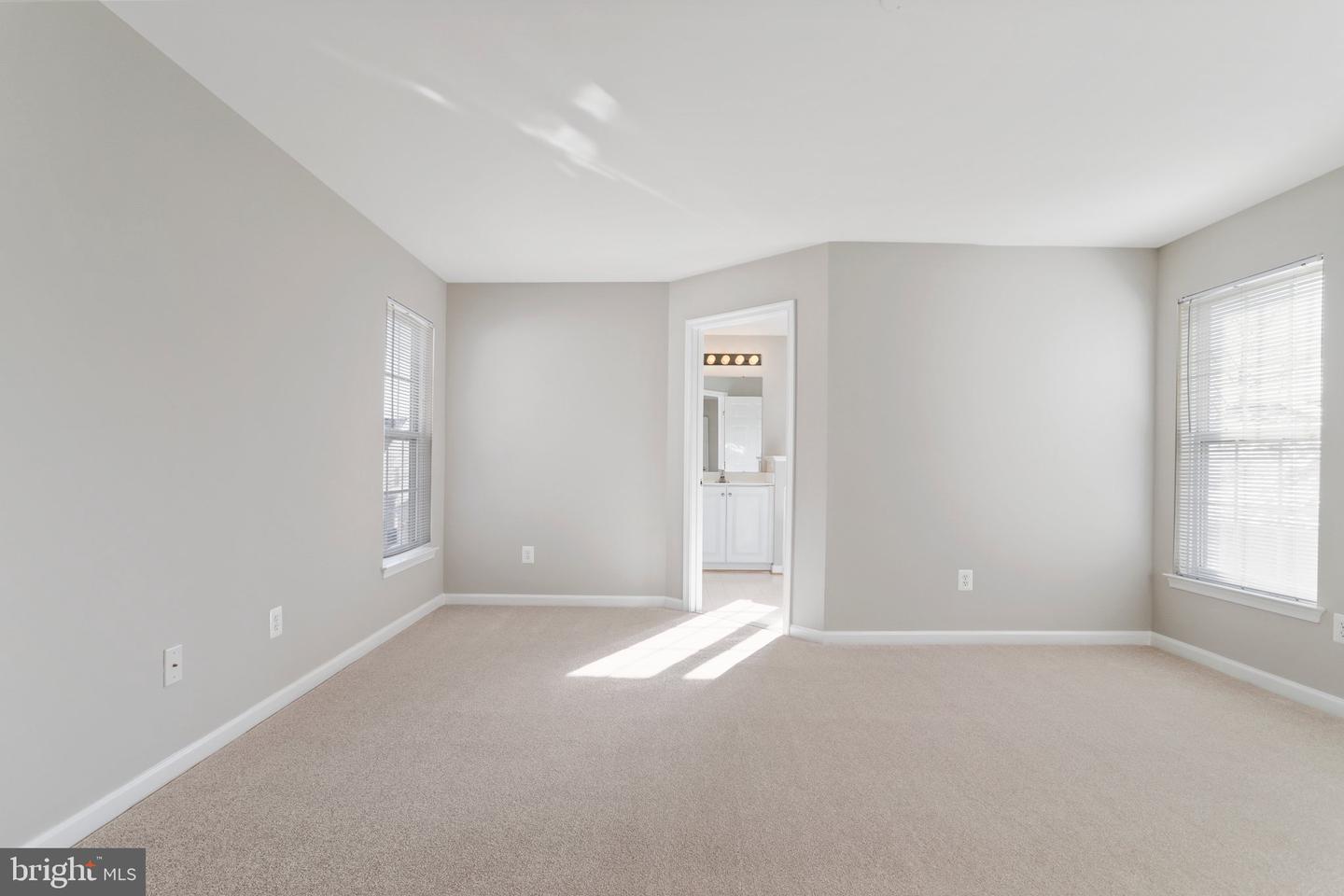 17049 LOFTRIDGE LANE