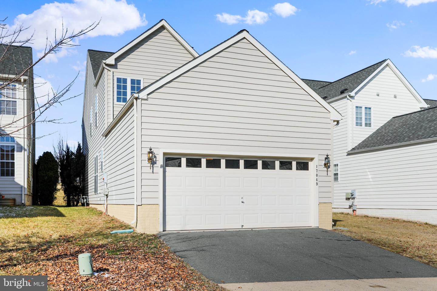 17049 LOFTRIDGE LANE