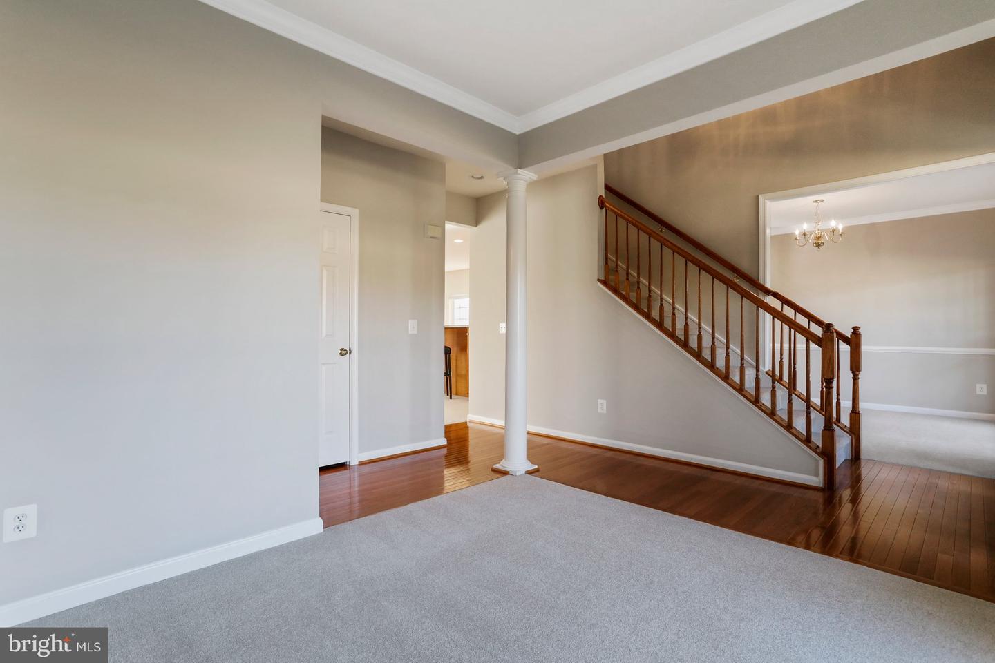 17049 LOFTRIDGE LANE