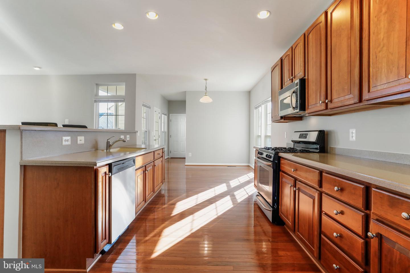 17049 LOFTRIDGE LANE