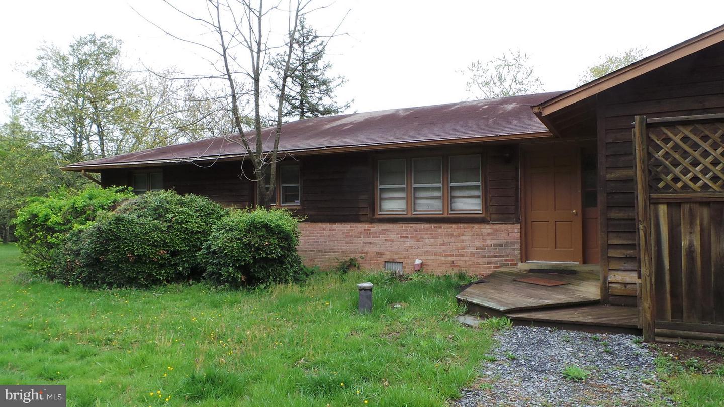 8111 DEVLIN ROAD