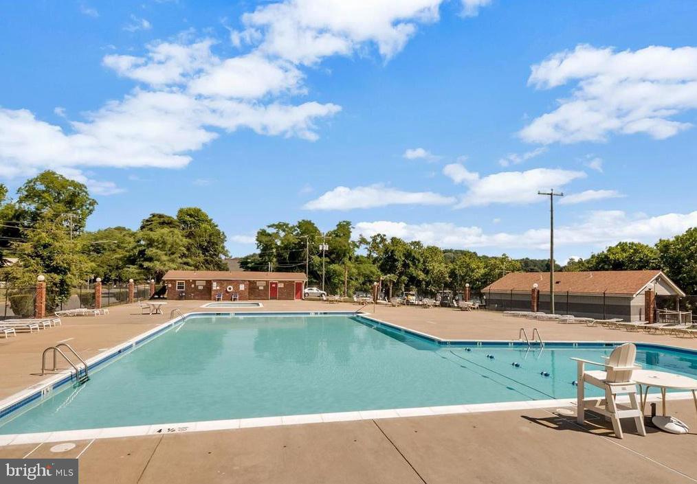 12709 GORDON BLVD BOULEVARD Unit: 64