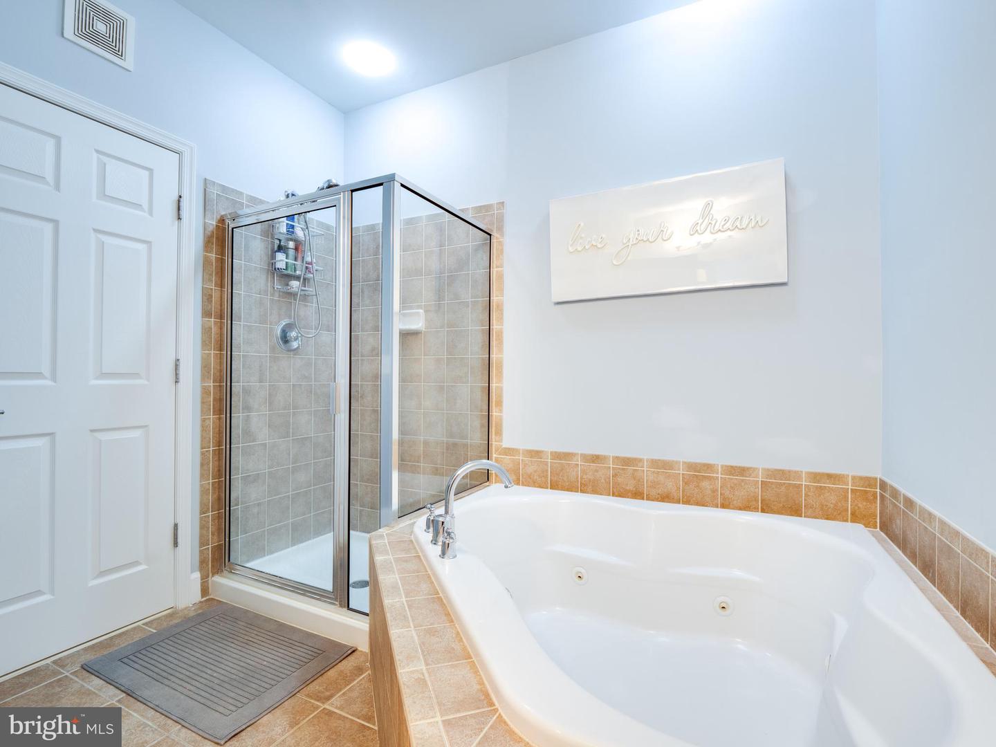 2344 BROOKMOOR LANE