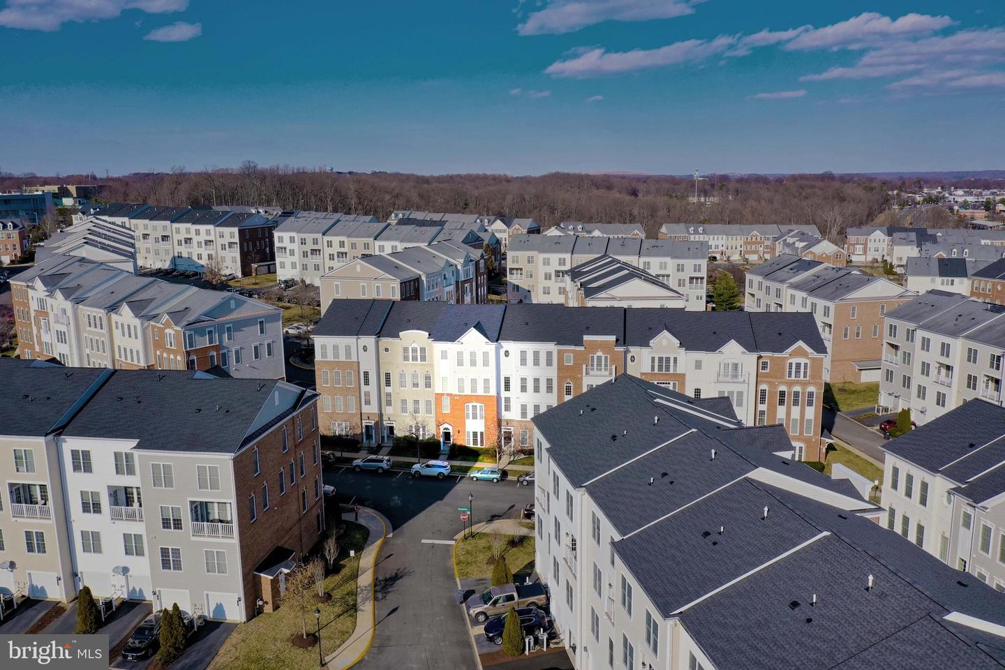 2344 BROOKMOOR LANE