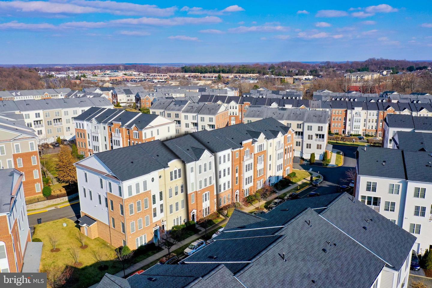 2344 BROOKMOOR LANE