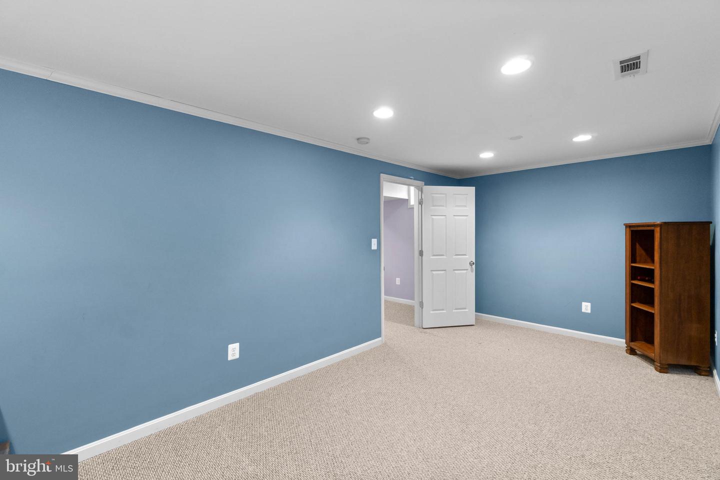 8158 TENBROOK DRIVE