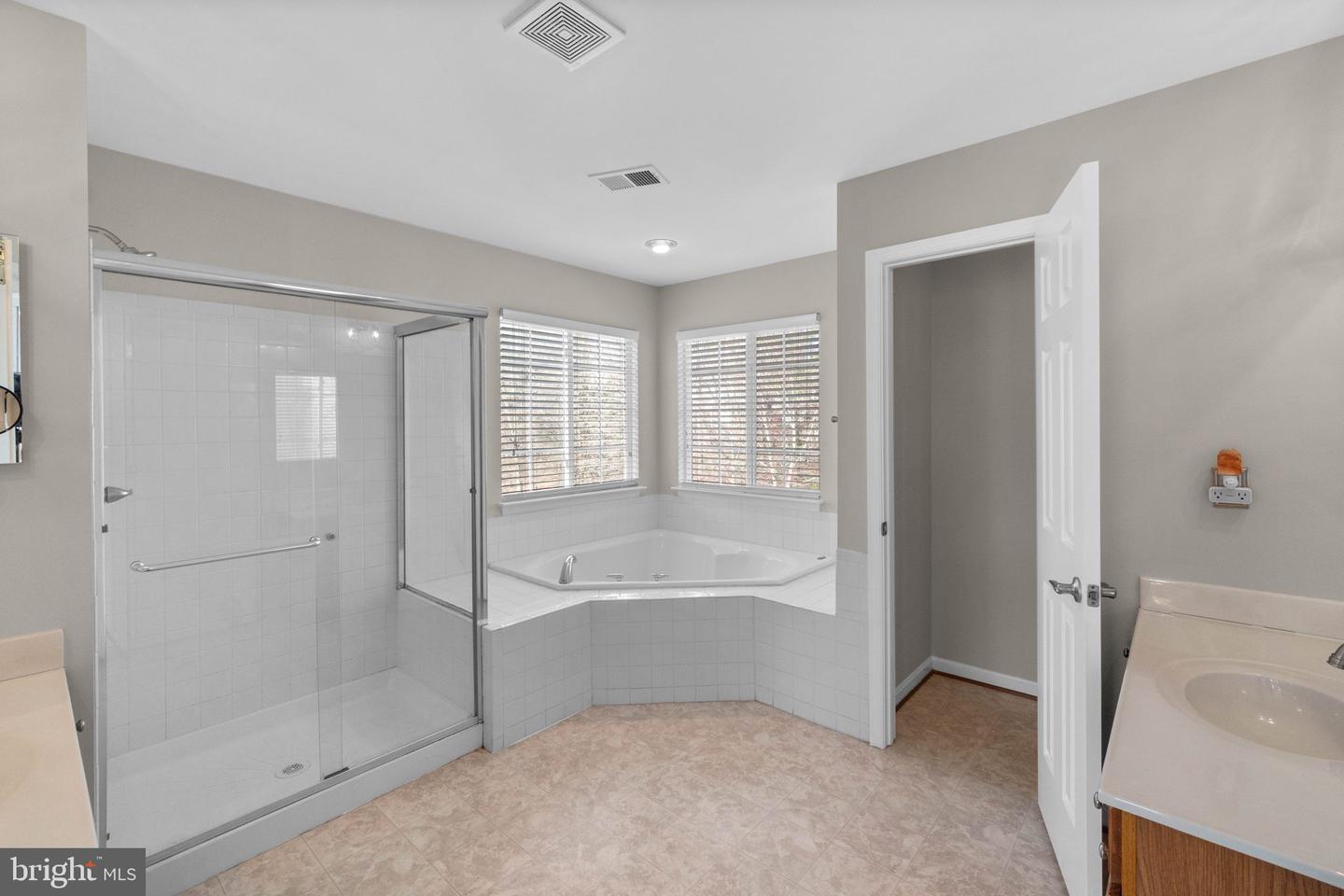8158 TENBROOK DRIVE