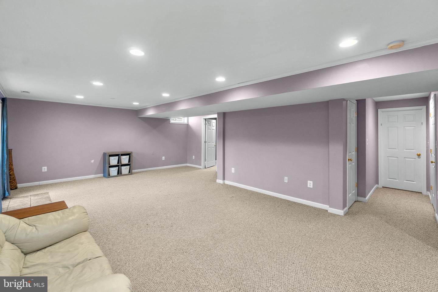 8158 TENBROOK DRIVE