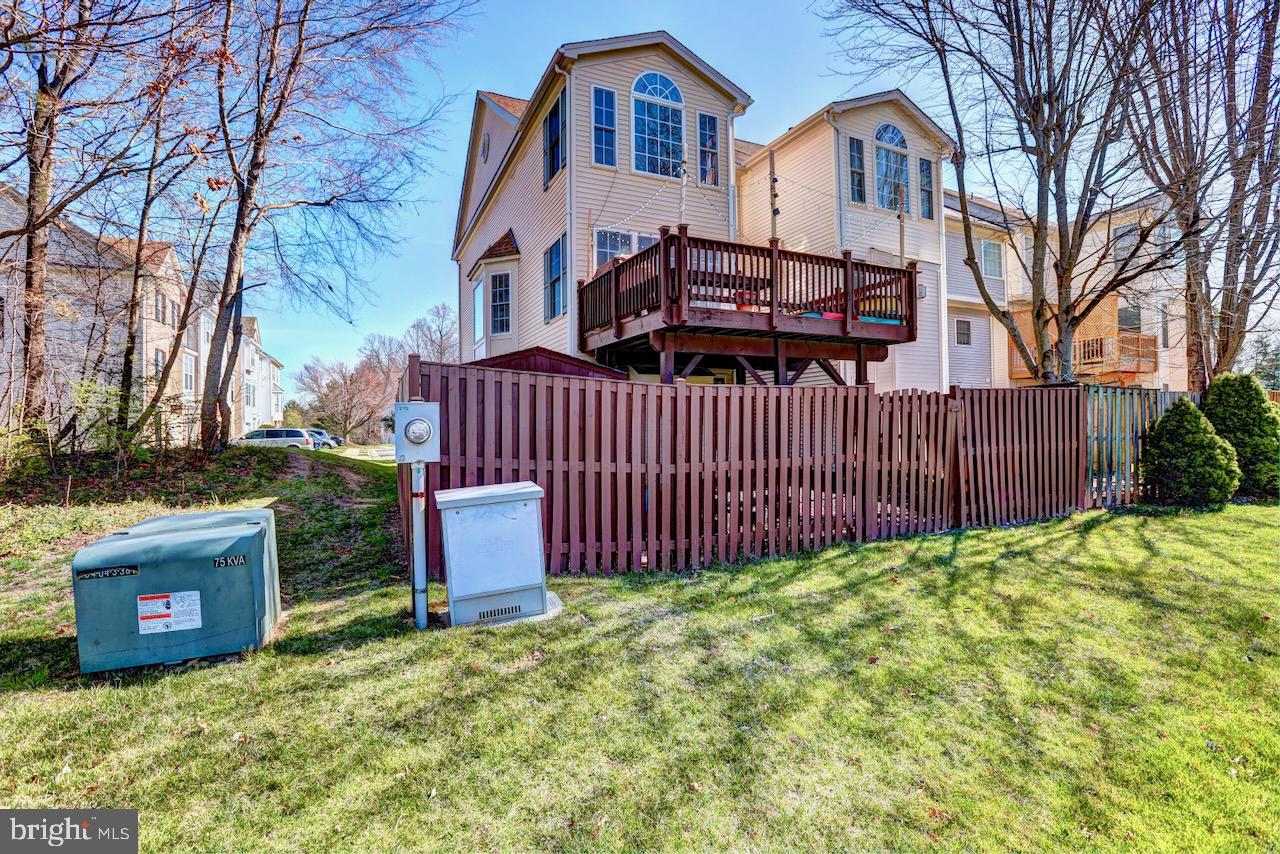 9406 SILVER METEOR COURT