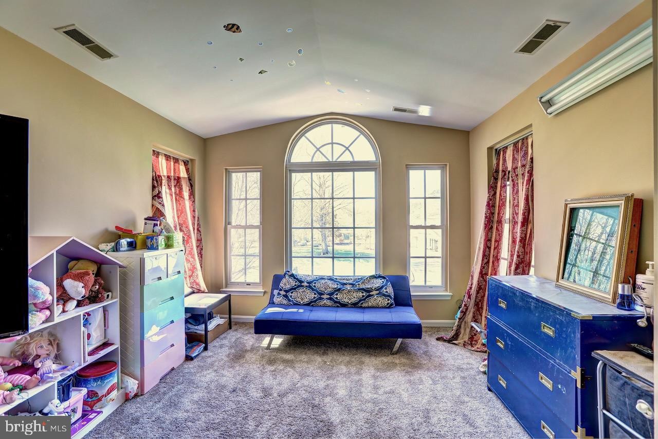 9406 SILVER METEOR COURT