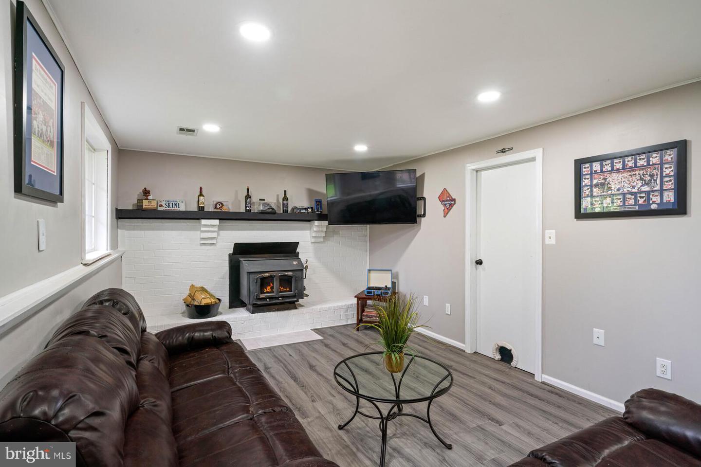 8977 WESTCHESTER DRIVE