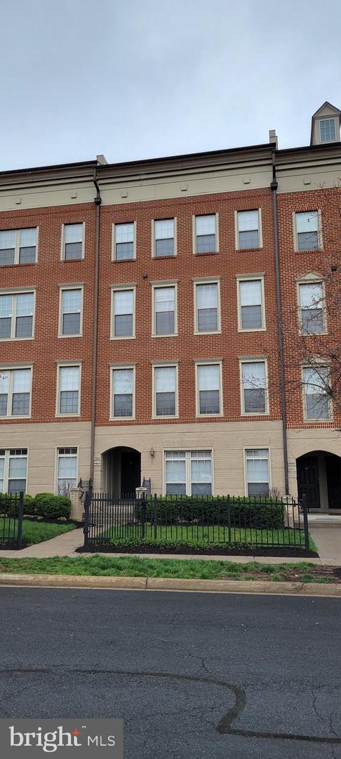 7971 CRESCENT PARK DRIVE Unit: 161