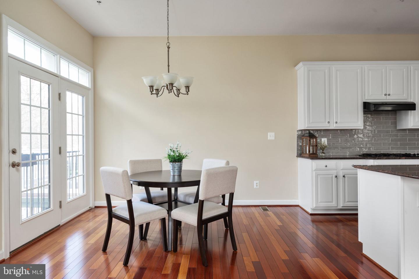 8301 COLLIER LANE