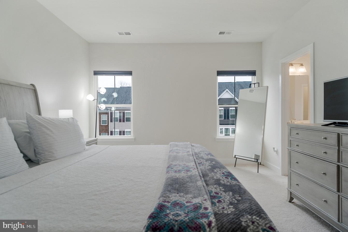 11243 CREEK FORD TERRACE