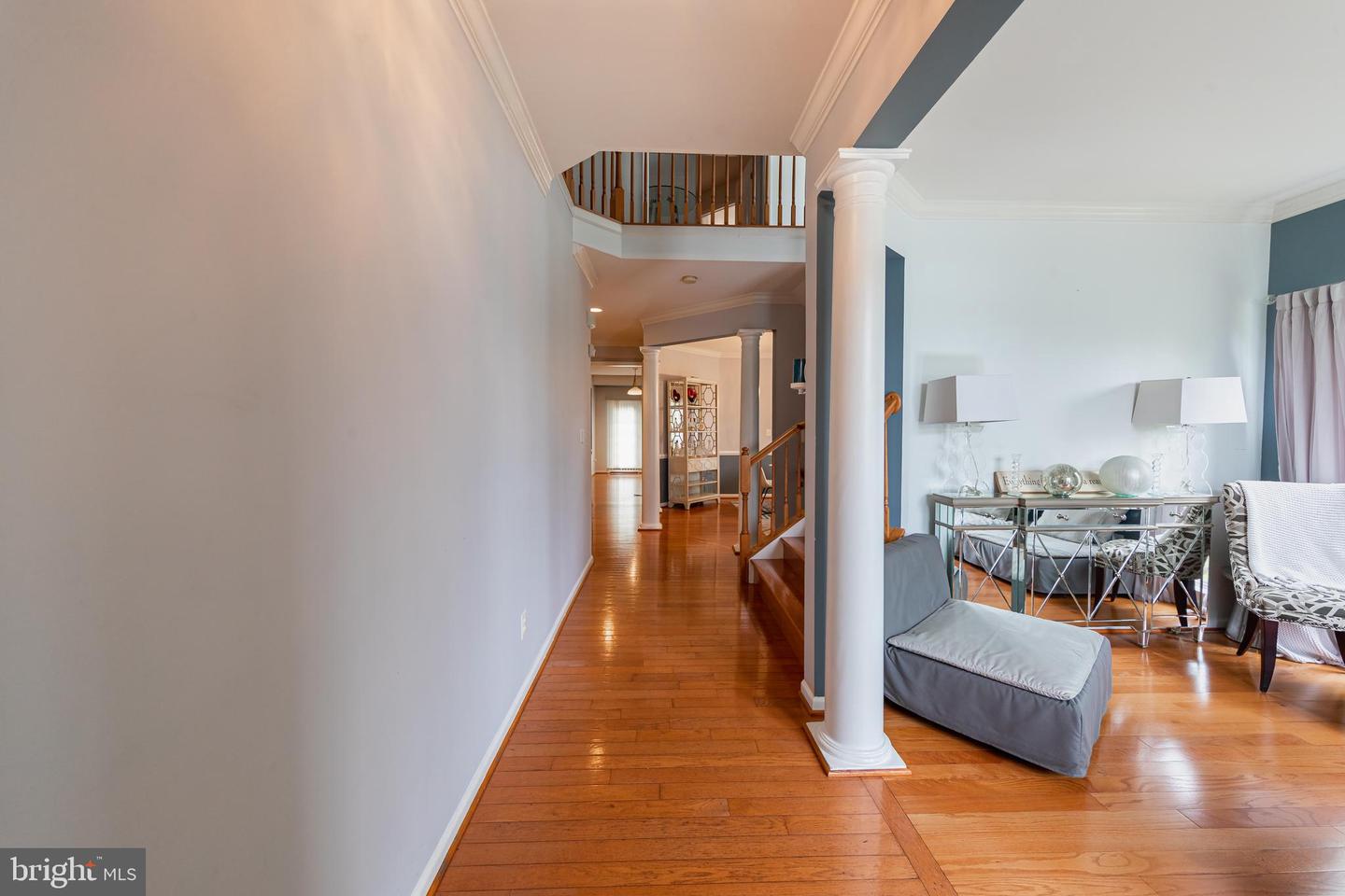 8101 BREEZY KNOLL DRIVE