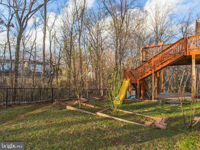 8101 BREEZY KNOLL DRIVE