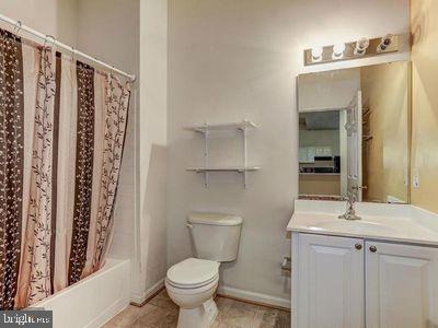 8101 BREEZY KNOLL DRIVE