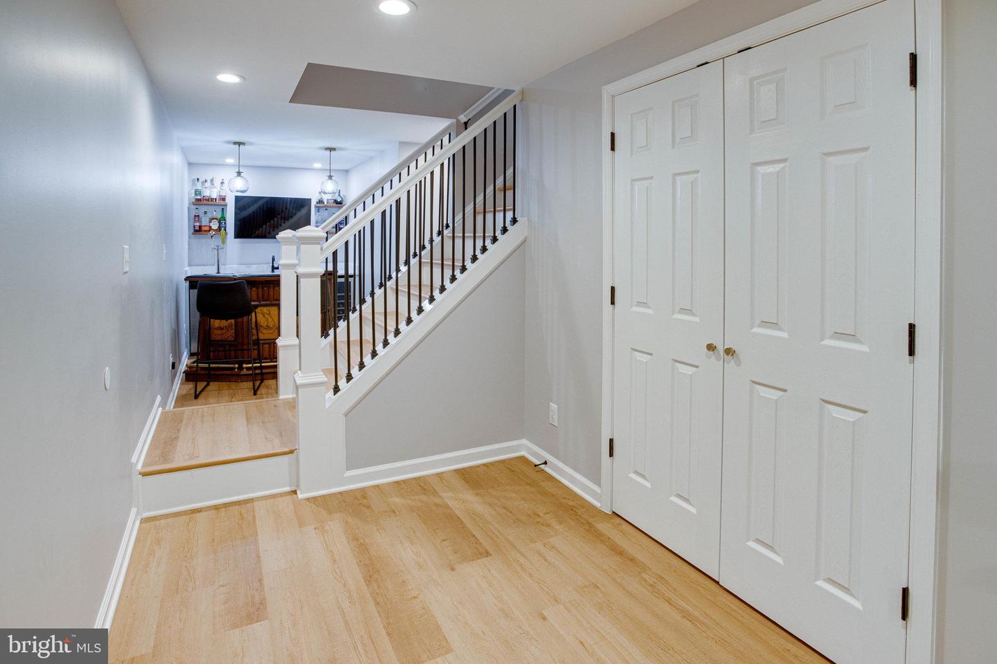 3483 LYON PARK COURT