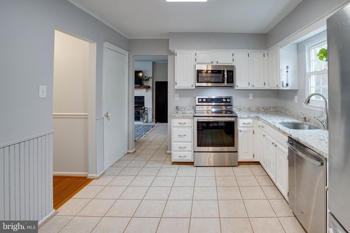 3483 LYON PARK COURT