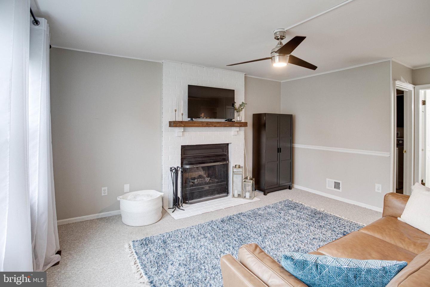 3483 LYON PARK COURT