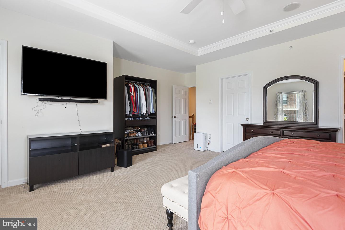 2631 EASTBOURNE DRIVE